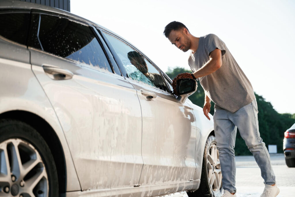 Touchless rinse removing sand dust